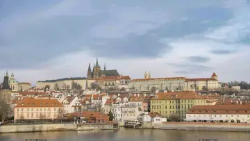 Задник к фильму "Maria Theresias dunkle Seite – Die Vertreibung der Juden aus Prag" #199453