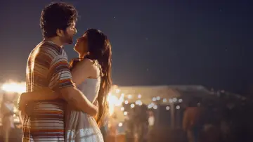 Задник к фильму "తెలుసు కదా" #665562