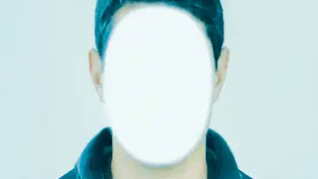 Задник к фильму "L