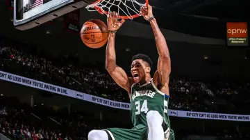 Задник к фильму "Giannis: The Marvelous Journey" #368271