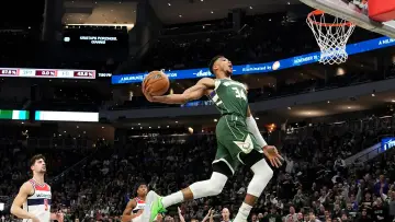 Задник к фильму "Giannis: The Marvelous Journey" #368272