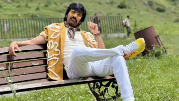 Задник к фильму "మిస్టర్‌ బచ్చన్" #982635