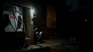 Задник к фильму "لا أرض أخرى" #612160