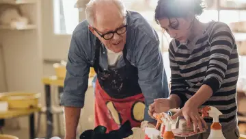 Задник к фильму "Art Happens Here with John Lithgow" #464361