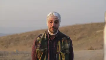 Задник к фильму "İyi Bir Aile Değiliz" #191675