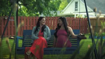 Задник к фильму "She Looks Like Me" #1057984