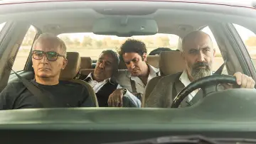 صبحانه با زرافه‌ها постер
