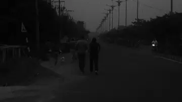 Задник к фильму "All Alone" #200063