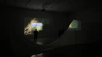 Задник к фильму "A Conversation with the Sun (Installation)" #985124