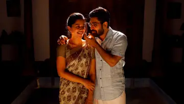 Задник к фильму "ரோமியோ" #1090790