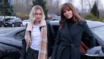 Задник к фильму "Mommy Meanest" #473655