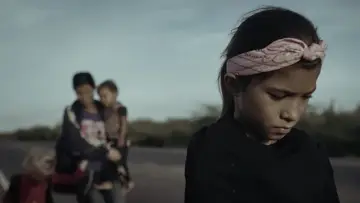 Задник к фильму "Venezuela: Country of Lost Children" #355953