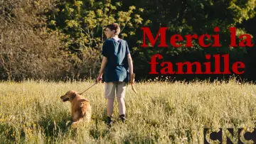 Merci la famille постер