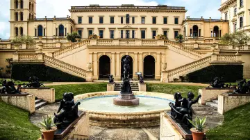 Задник к фильму "Osborne House: A Royal Retreat" #367198