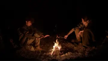 Задник к фильму "Kindling" #365610