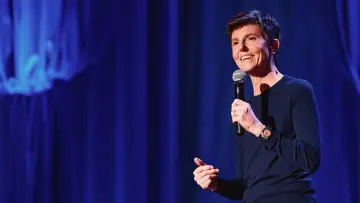 Задник к фильму "Tig Notaro: Hello Again" #443514