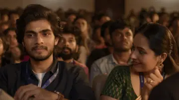 Задник к фильму "മോളിവുഡ് ടൈംസ്" #828689