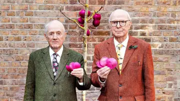 Задник к фильму "The Pilgrimage of Gilbert & George" #1107473