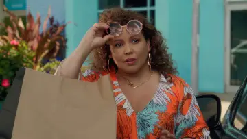 Задник к фильму "Маме снова 19" #660836