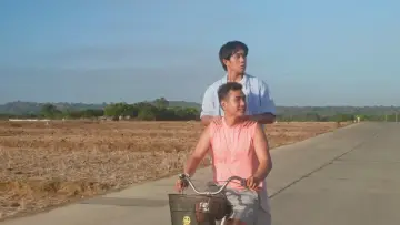 Задник к фильму "Kung Nag-aatubili" #439769