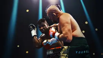 Задник к фильму "Battle of the Baddest" #1043025
