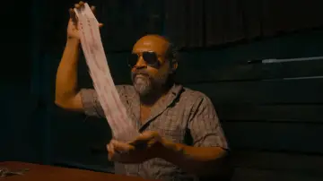 Задник к фильму "പ്രാവിൻകൂട് ഷാപ്പു" #807189