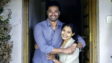 Задник к фильму "அதோமுகம்" #1049332