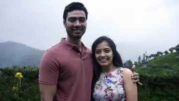 Задник к фильму "அதோமுகம்" #1049333