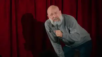 Задник к фильму "Kyle Kinane: Dirt Nap" #1049436