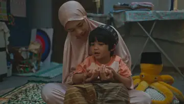 Задник к фильму "Dua Hati Biru" #426988