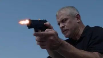 Задник к фильму "Bull Shark 3" #672015