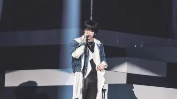 Задник к фильму "이승윤 콘서트 도킹 : 리프트오프" #415767