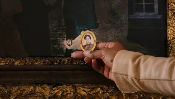 Задник к фильму "Legend of the Lost Locket" #439643