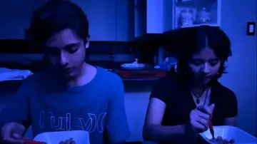 Задник к фильму "Expired Love" #423947
