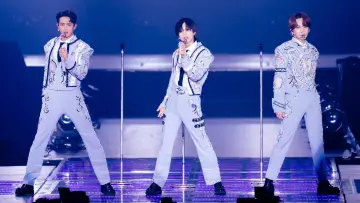 Задник к фильму "SHINee WORLD VI [PERFECT ILLUMINATION] JAPAN FINAL LIVE in TOKYO DOME" #1049204