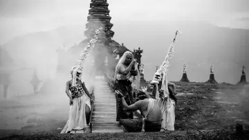 Задник к фильму "Samsara" #453732