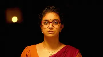 Задник к фильму "ఉప్పు కప్పురంబు" #792768