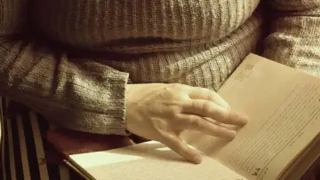 Задник к фильму "الأم والدب" #1086277