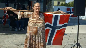 Задник к фильму "Norwegian Democrazy" #1112643