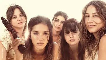Задник к фильму "Le Gang des Amazones" #692436