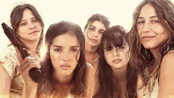 Задник к фильму "Le Gang des Amazones" #692437