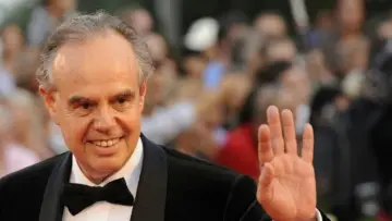 Frédéric Mitterrand, une vie en images постер