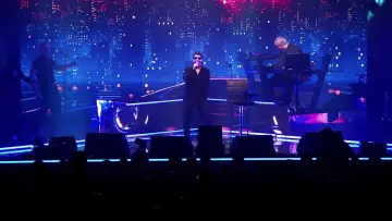Задник к фильму "Soft Cell -Non Stop Erotic Cabaret …And Other Stories - Live" #447271