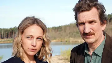Im Namen der Wahrheit – Traue niemandem постер