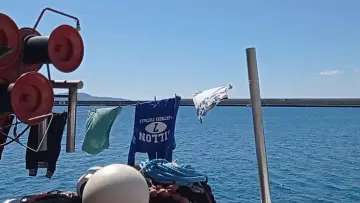 Задник к фильму "Ο εφευρέτης" #1107520