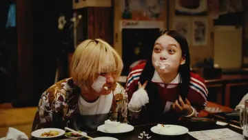 Задник к фильму "ベイビーわるきゅーれ ナイスデイズ" #682741