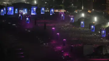 Задник к фильму "Madonna: The Celebration Tour in Rio" #1101228