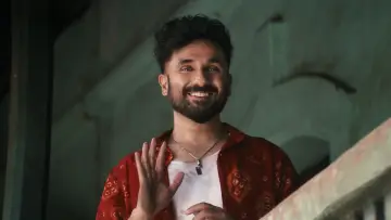 Задник к фильму "हैप्पी पटेल: ख़तरनाक जासूस" #798205