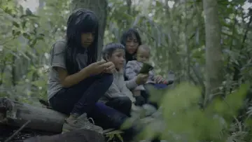 Задник к фильму "Operación Esperanza: Los niños perdidos en el Amazonas" #464555