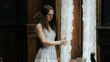 Задник к фильму "Гадкая сестра" #519026
